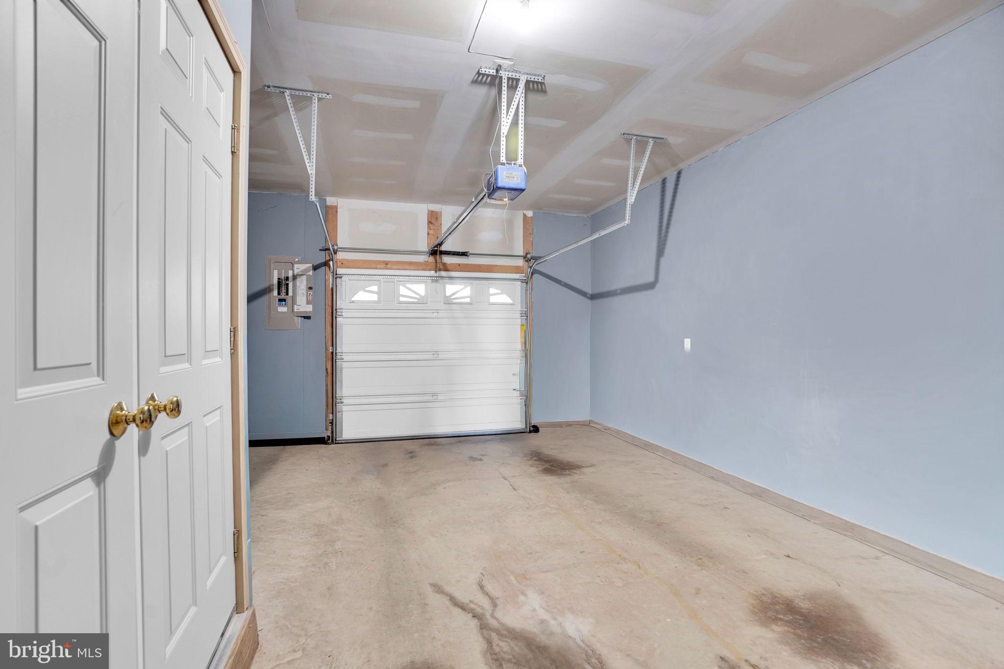 25015 Riding Center Drive Chantilly, VA 20152 - Photo 21 of 39 Gallery Image 21
