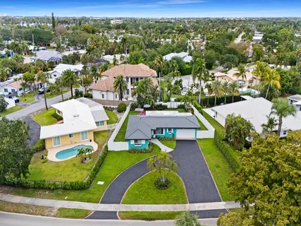 $875,000 | 2141 Northeast 24th Street, Lighthouse Point, FL 33064