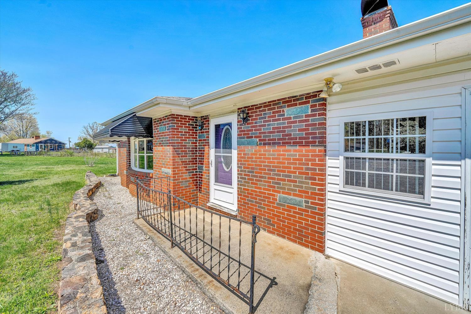 3328 Theta Mill Road Gladys, VA 24554 - Photo 5 of 37