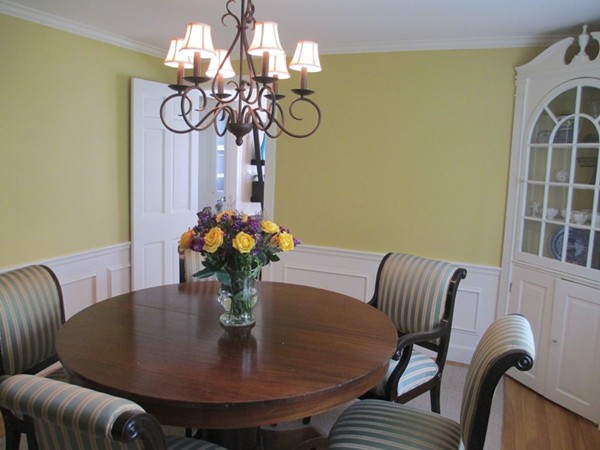 104 Mayo Road Wellesley, MA 02482 - Photo 3 of 7