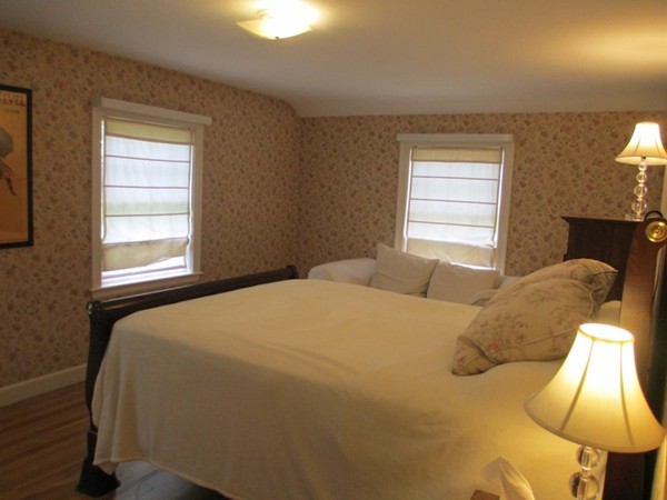 104 Mayo Road Wellesley, MA 02482 - Photo 6 of 7