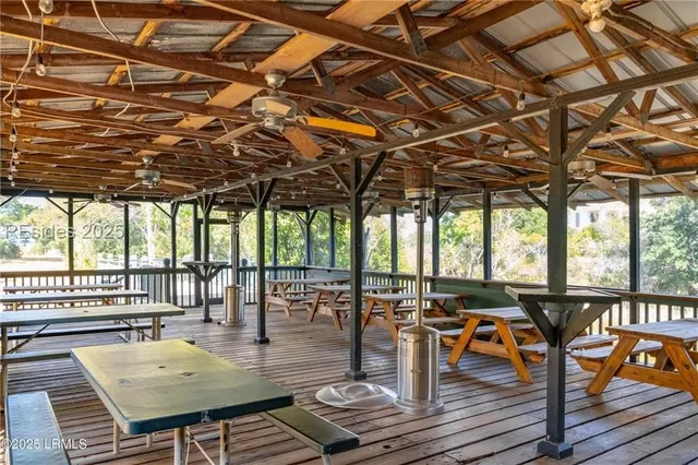 $938,000 | 9 Hendersons Way, Beaufort, SC 29907