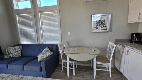 $225,000 | 330 Cr-630 Lake, Frostproof, FL 33843