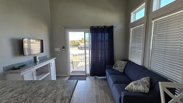 $225,000 | 330 Cr-630 Lake, Frostproof, FL 33843