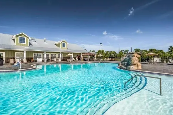 $225,000 | 330 Cr-630 Lake, Frostproof, FL 33843