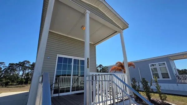 $225,000 | 330 Cr-630 Lake, Frostproof, FL 33843