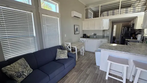 $225,000 | 330 Cr-630 Lake, Frostproof, FL 33843