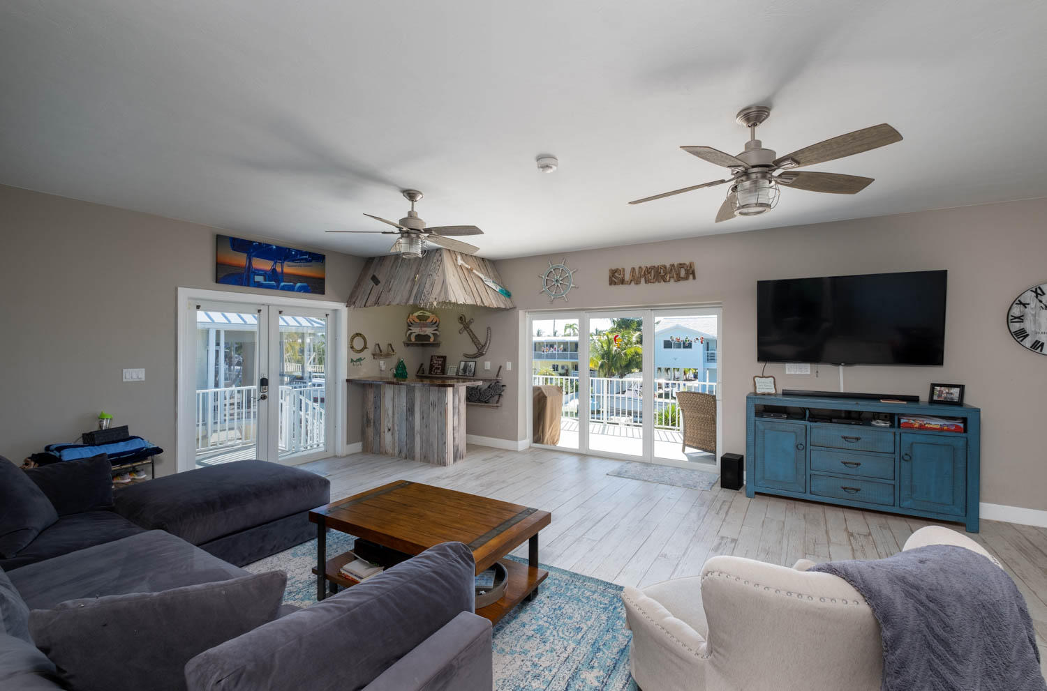 152 Bessie Road Tavernier, FL 33070 - Photo 12 of 36 Open Living Space