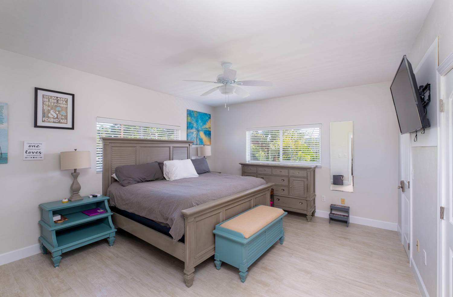 152 Bessie Road Tavernier, FL 33070 - Photo 14 of 36 Master Bedroom