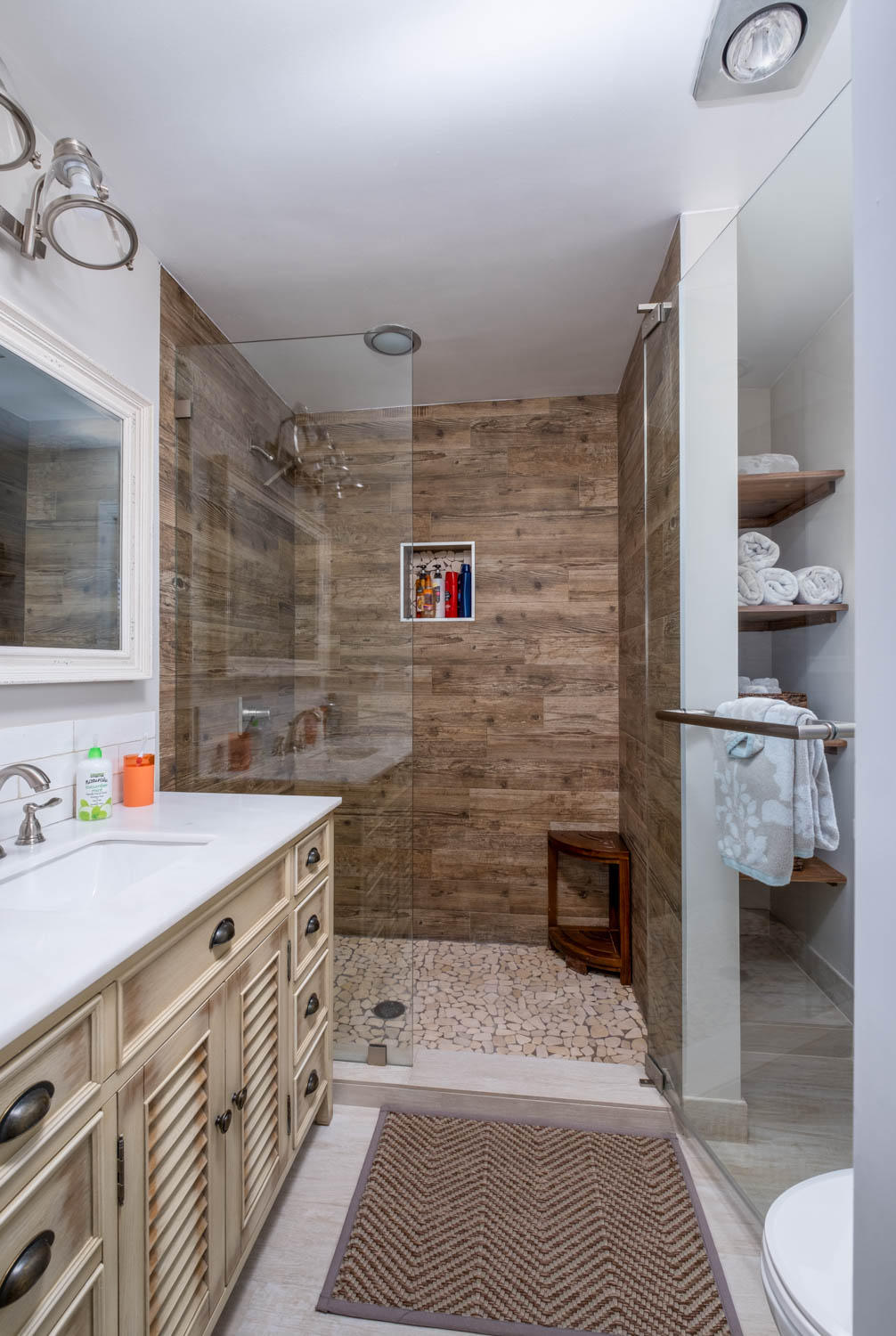152 Bessie Road Tavernier, FL 33070 - Photo 16 of 36 Master Bathroom