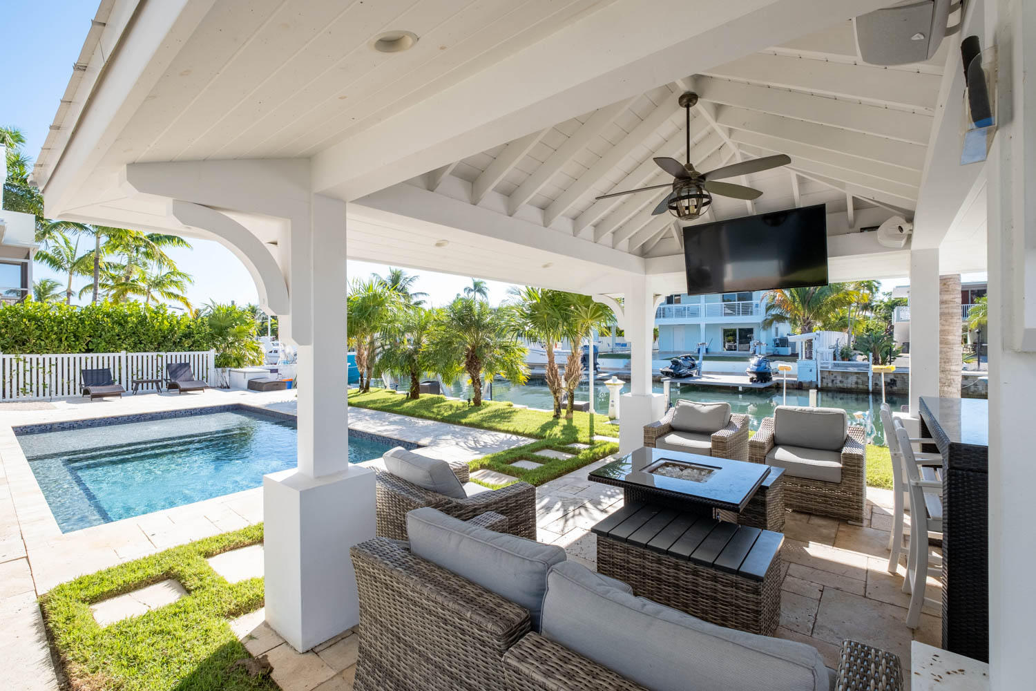 152 Bessie Road Tavernier, FL 33070 - Photo 21 of 36 Cabana