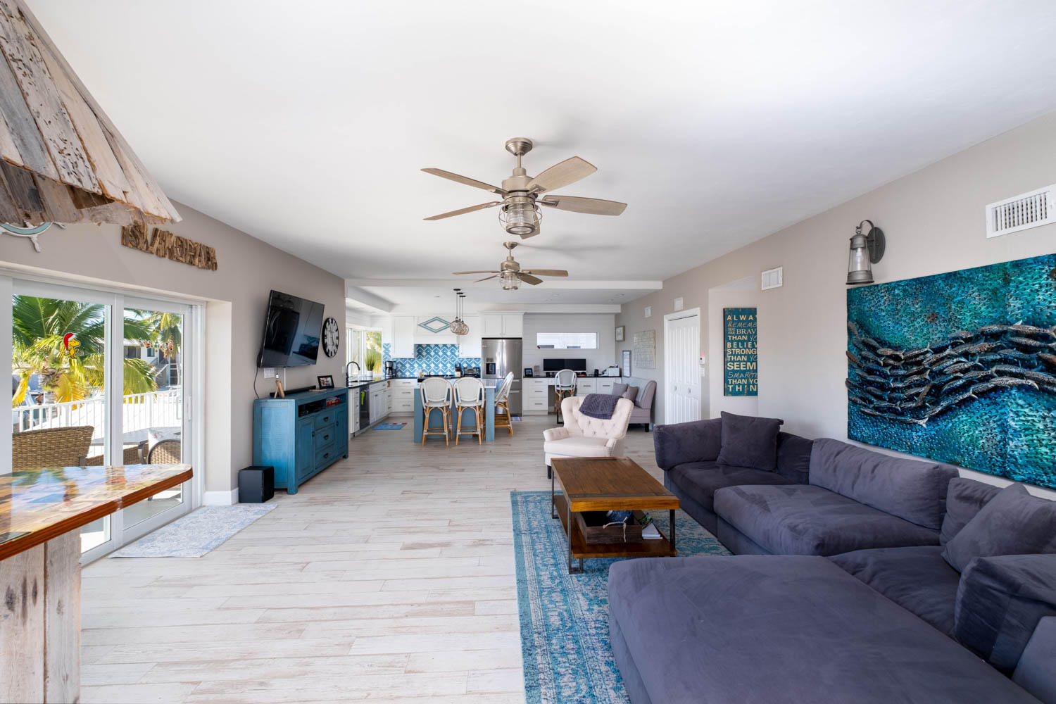 152 Bessie Road Tavernier, FL 33070 - Photo 6 of 36 Open Living Area
