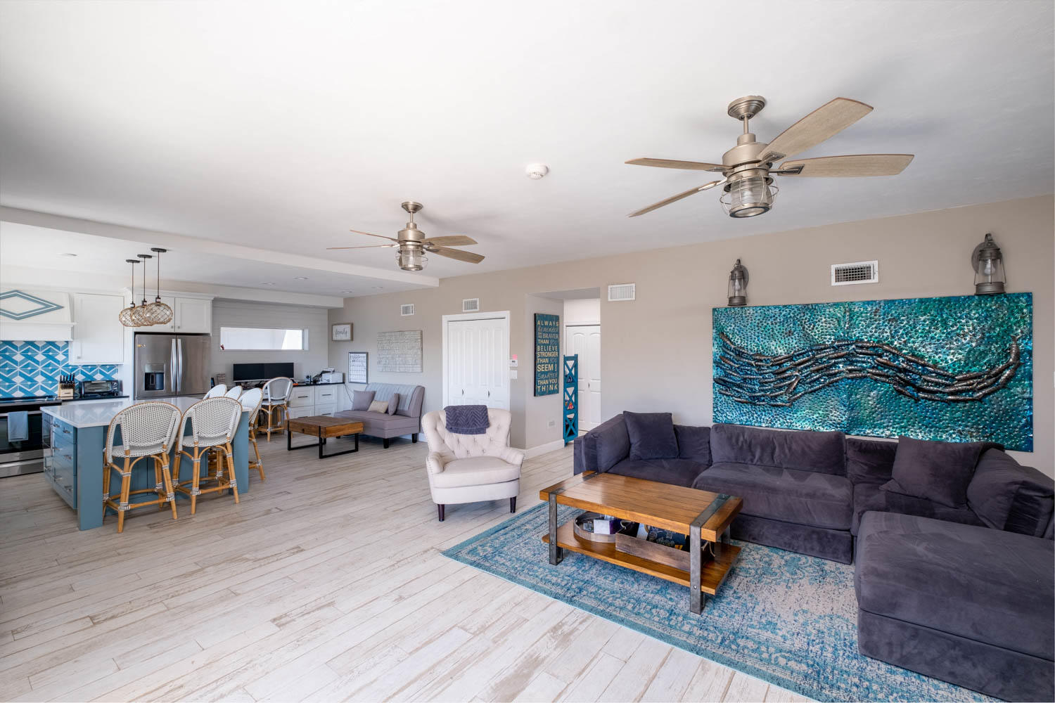 152 Bessie Road Tavernier, FL 33070 - Photo 7 of 36 Open Living Area