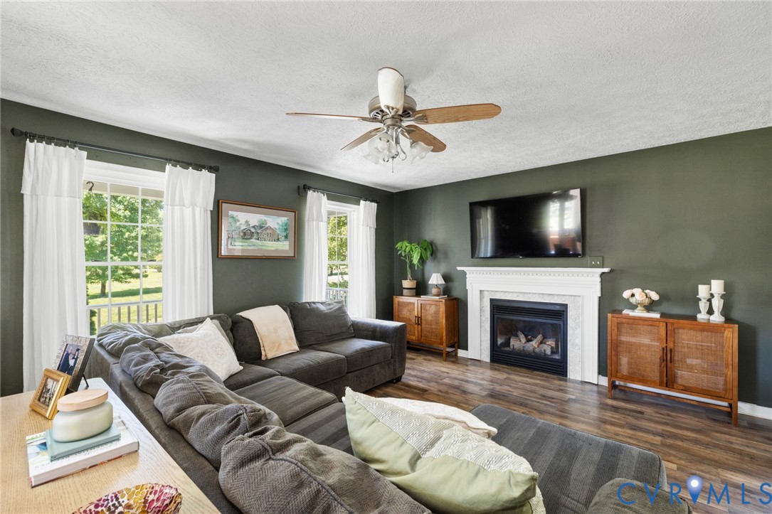 8136 Warriner Road Richmond, VA 23231 - Photo 5 of 46