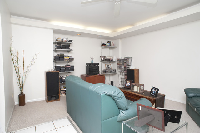 1439 Wisconsin Avenue Berwyn, IL 60402 - Photo 2 of 19