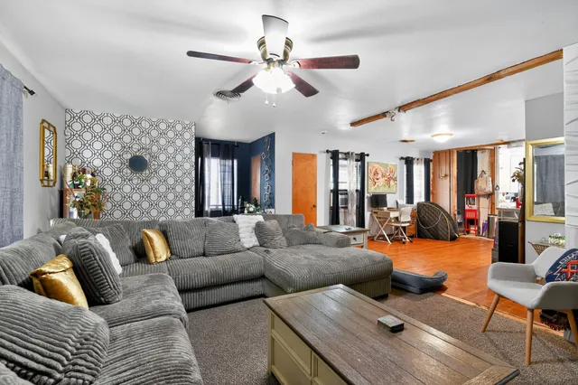 $154,000 | 2850 Lakeview Circle, Beaumont, TX 77703