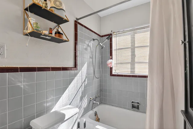 $154,000 | 2850 Lakeview Circle, Beaumont, TX 77703