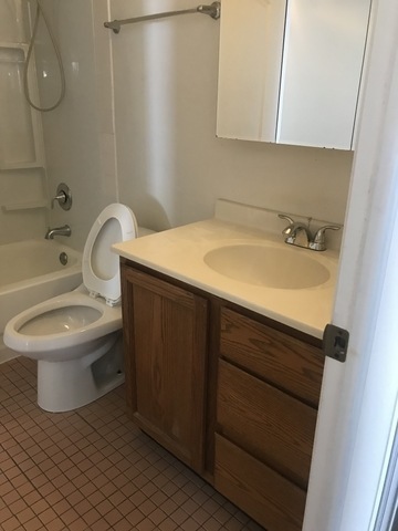 1310 Inverrary Lane, Unit D Deerfield, IL 60015 - Photo 5 of 10