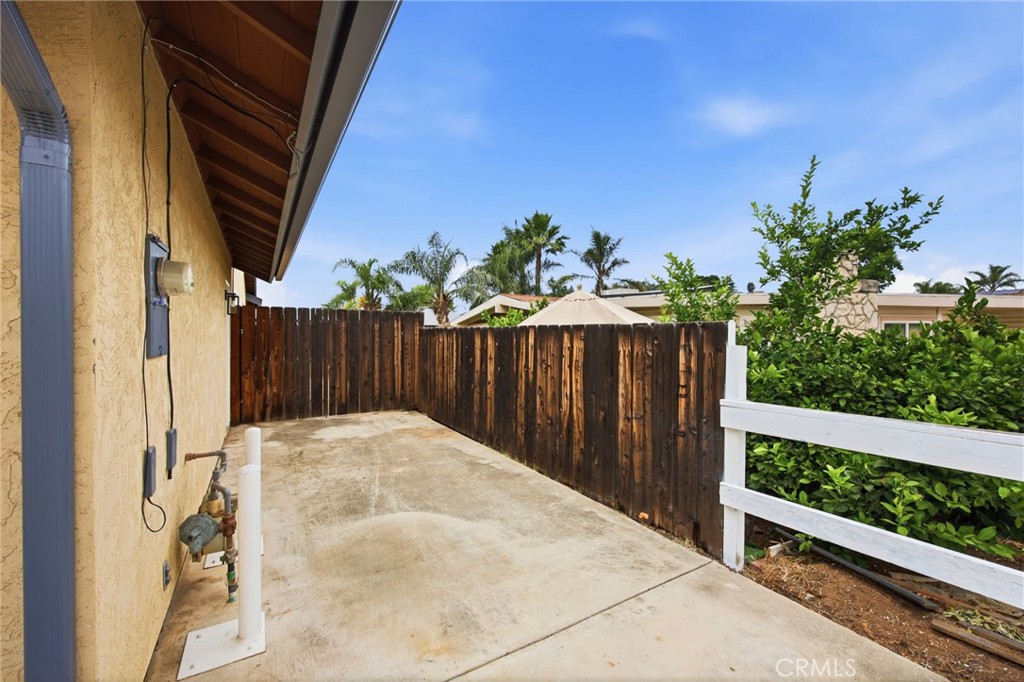 13240 Olive Tree Lane Poway, CA 92064 - Photo 4 of 50