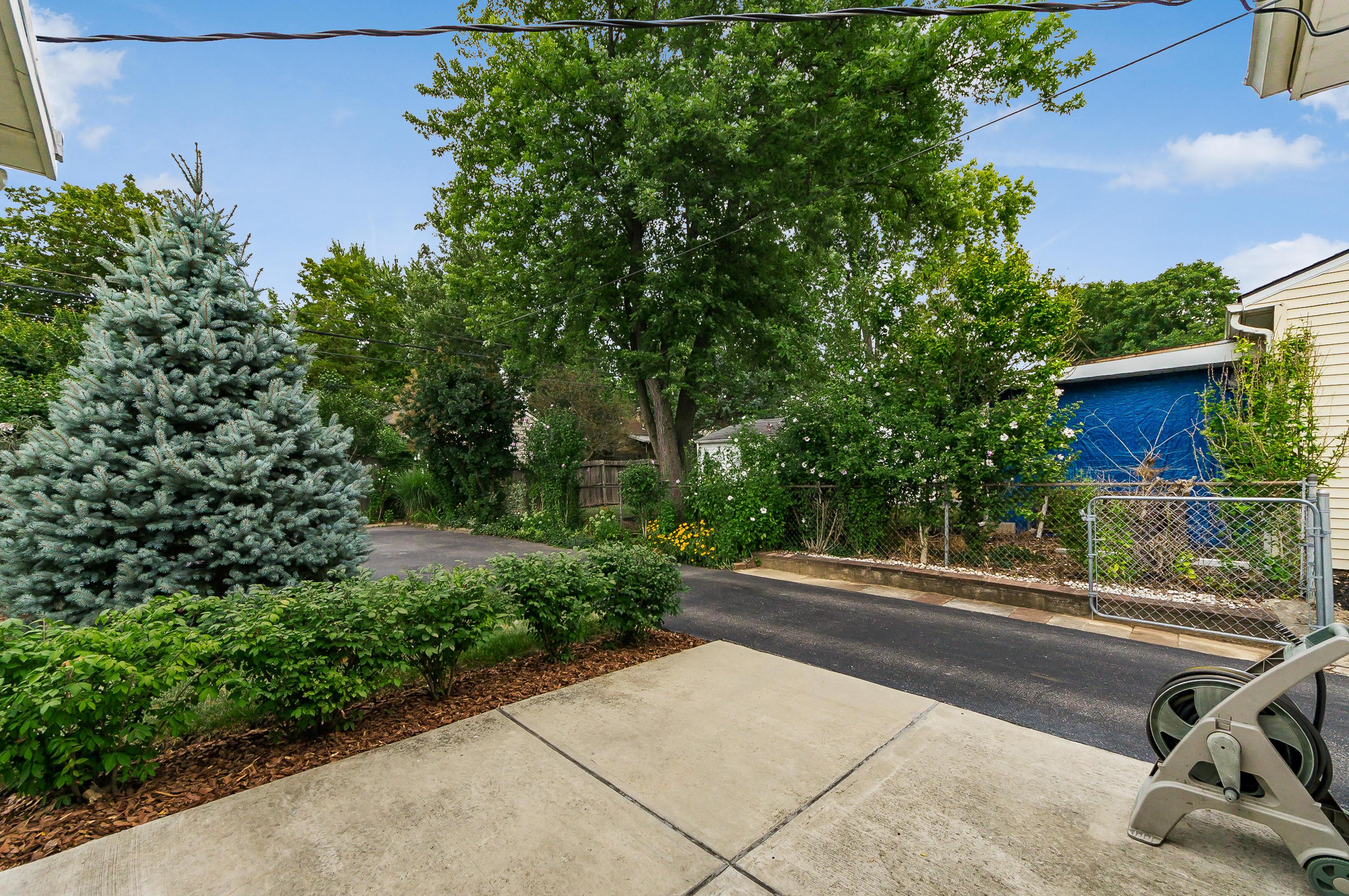 2746 Nottingham Road Upper Arlington, OH 43221 - Photo 19 of 31