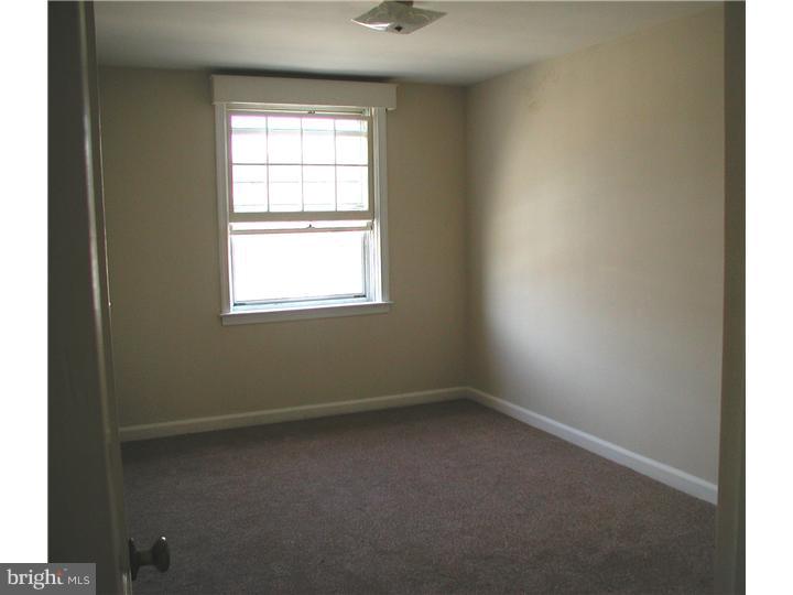 1619 Farrington Road Philadelphia, PA 19151 - Photo 16 of 21 Bedroom