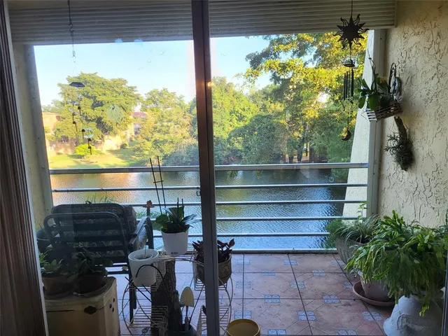$1,500 | 9070 Lime Bay Boulevard, Unit 309, Tamarac, FL 33321