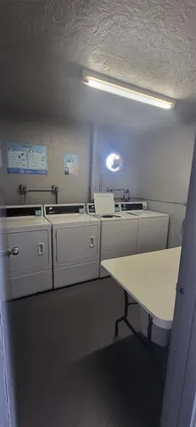 a view of outside area