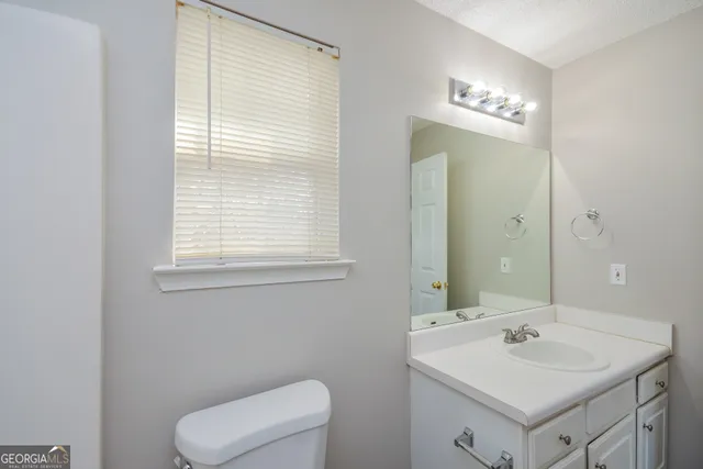 $1,665 | 325 Coral Circle, McDonough, GA 30253