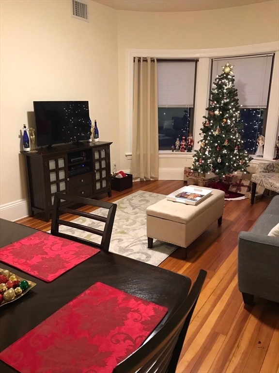 1463 Beacon Street, Unit 32 Brookline, MA 02446 - Photo 10 of 10