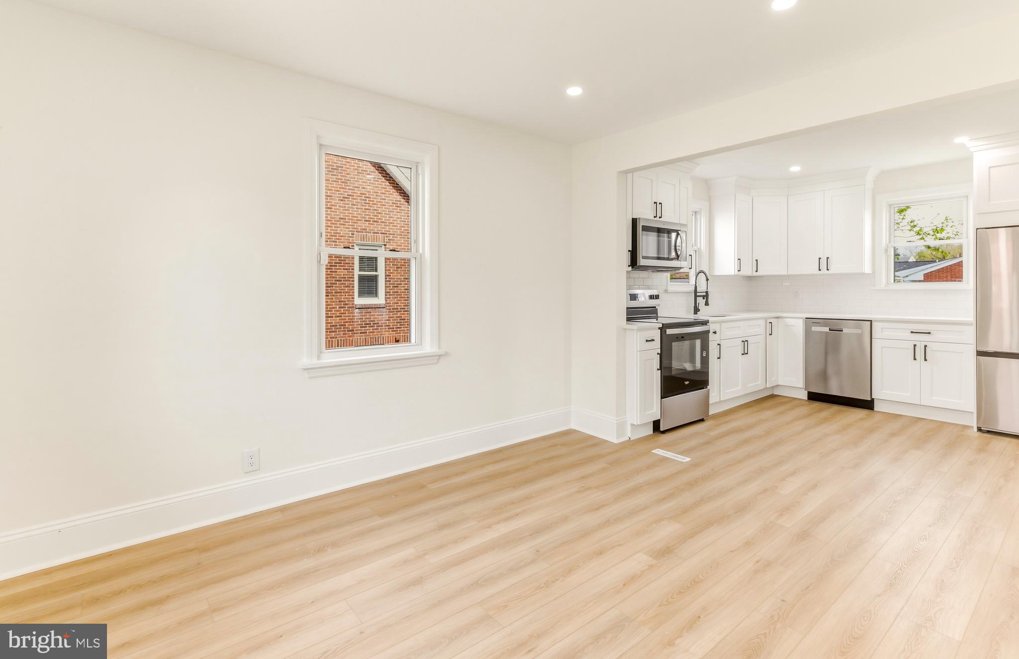 439 Democrat Road Gibbstown, NJ 08027 - Photo 17 of 21