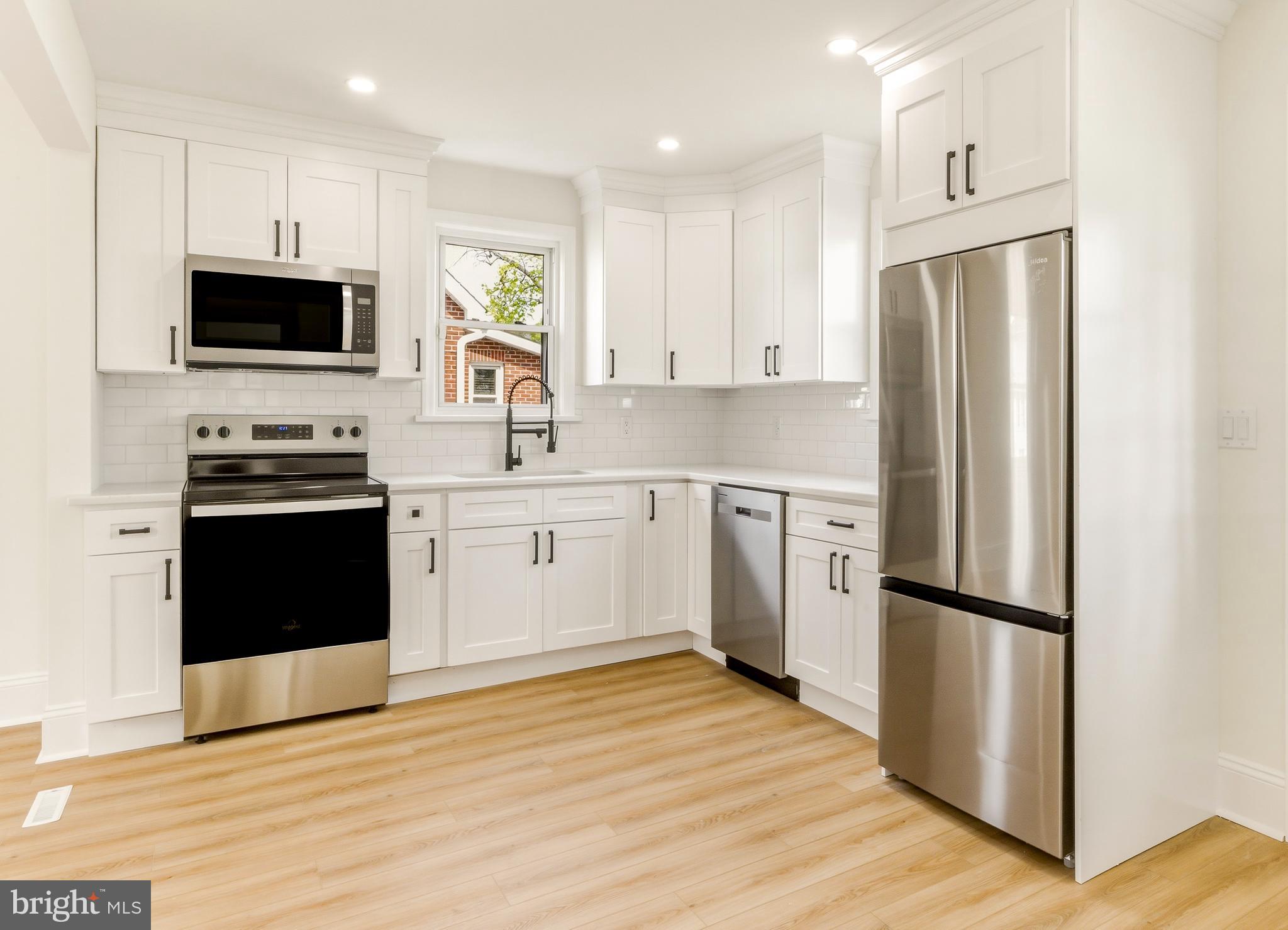 439 Democrat Road Gibbstown, NJ 08027 - Photo 8 of 21