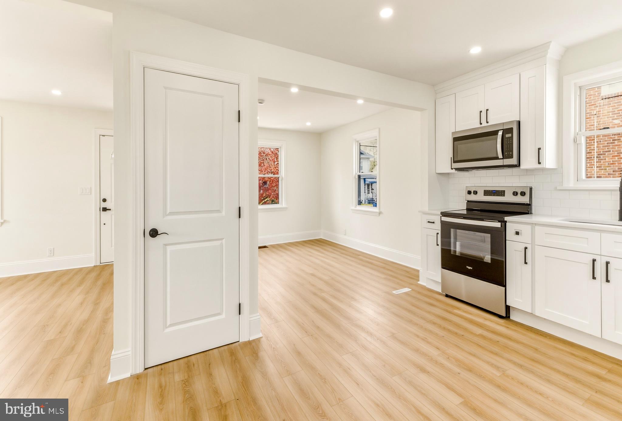 439 Democrat Road Gibbstown, NJ 08027 - Photo 9 of 21