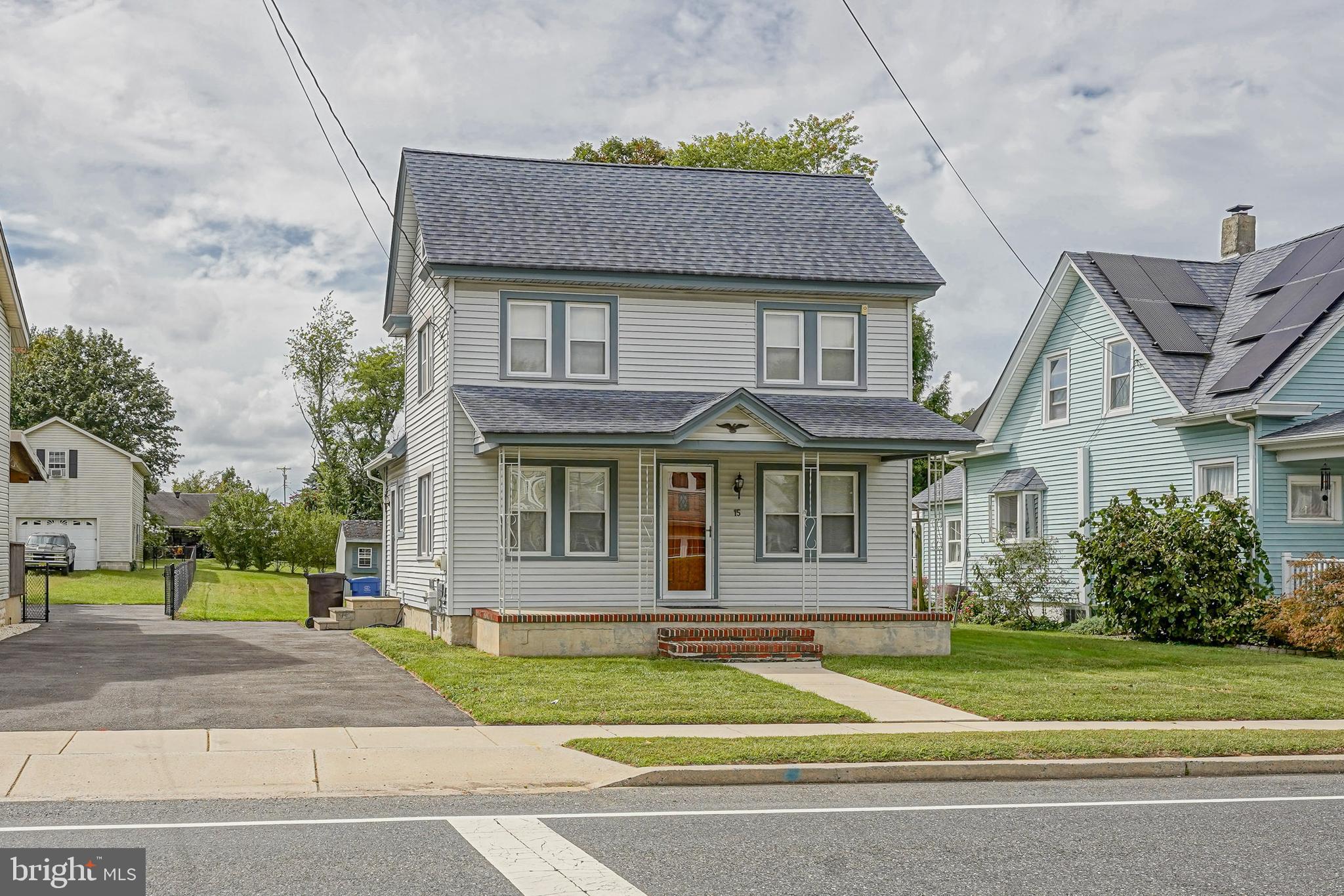 15 Mantua Road Mount Royal, NJ 08061 - Photo 2 of 27