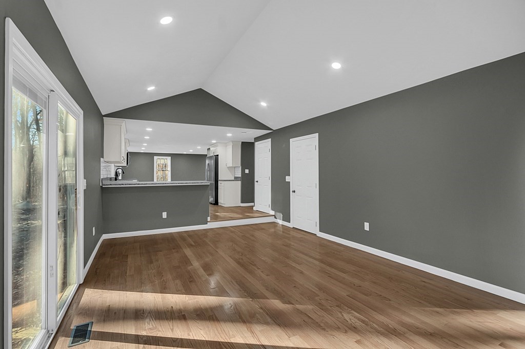 175 Brooks Station Road Princeton, MA 01541 - Photo 23 of 37