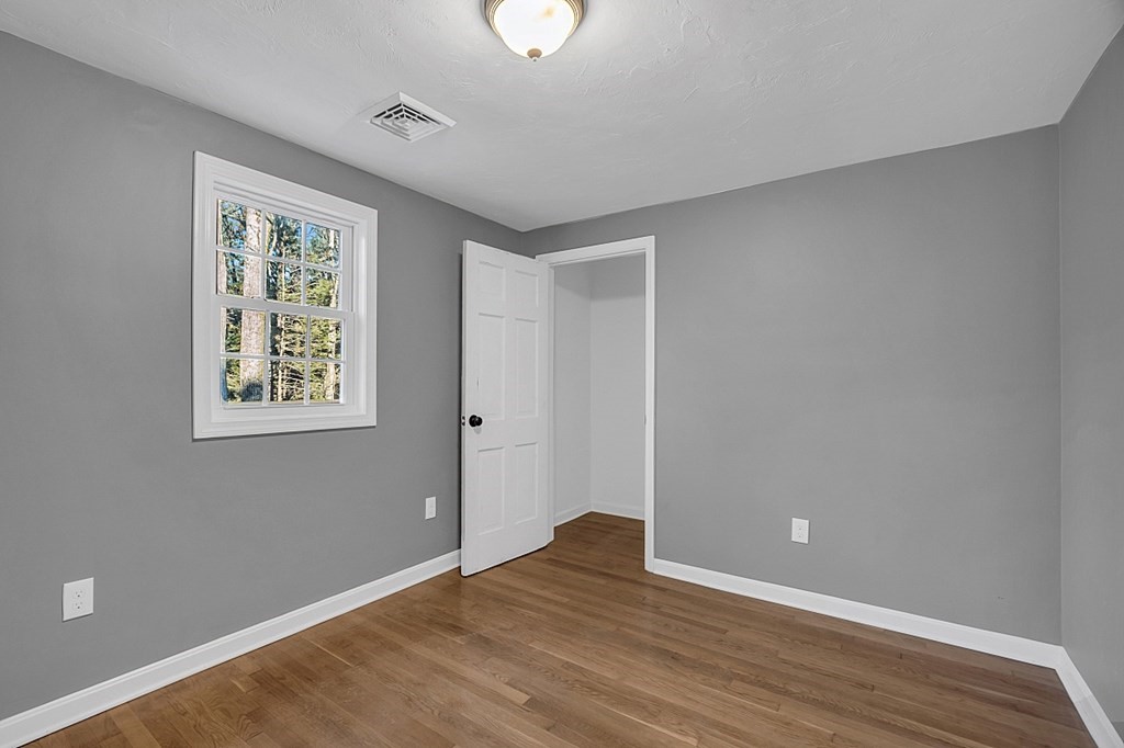 175 Brooks Station Road Princeton, MA 01541 - Photo 30 of 37