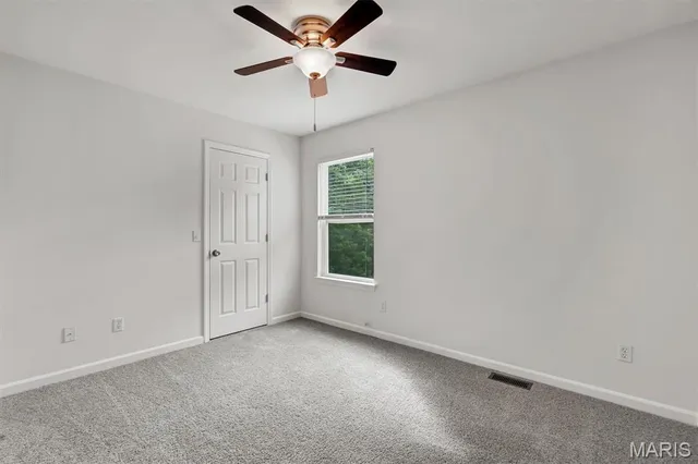 $457,500 | 25 Hawthorne Hills Drive, Warrenton, MO 63383