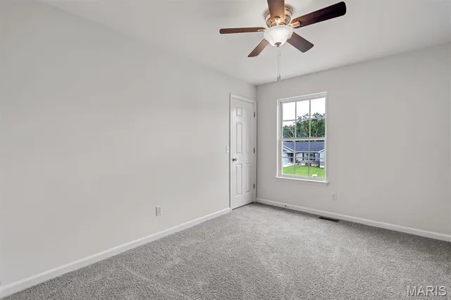 $457,500 | 25 Hawthorne Hills Drive, Warrenton, MO 63383