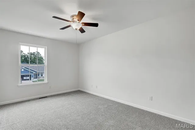 $457,500 | 25 Hawthorne Hills Drive, Warrenton, MO 63383