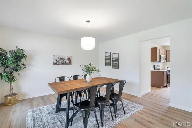 $457,500 | 25 Hawthorne Hills Drive, Warrenton, MO 63383