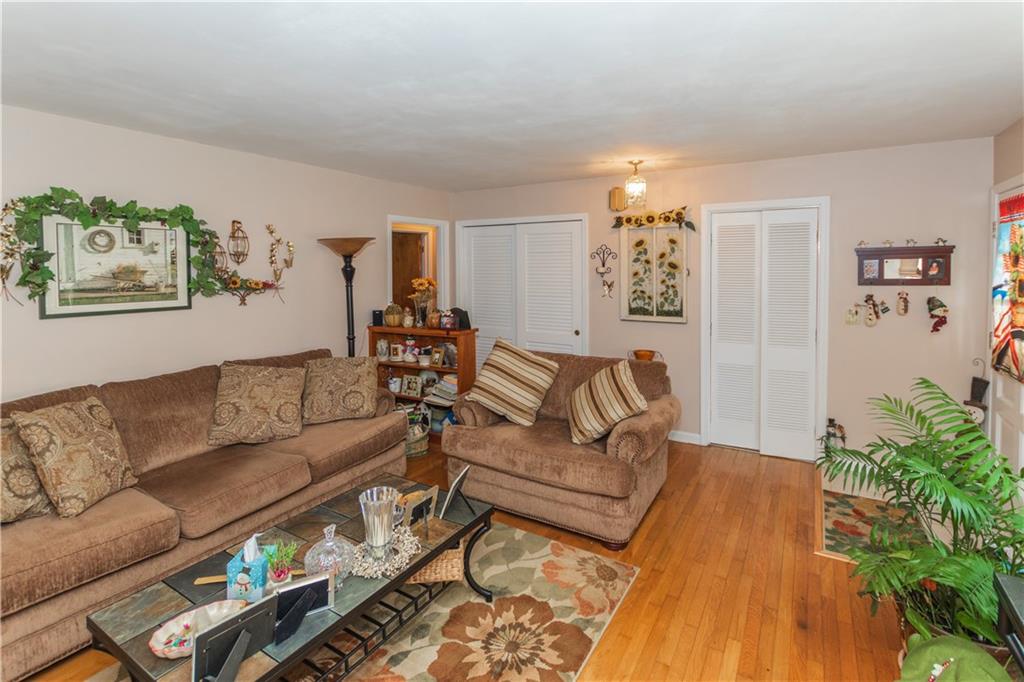 833 Old Orchard Road Anderson, IN 46011 - Photo 8 of 21 Gallery Image 8