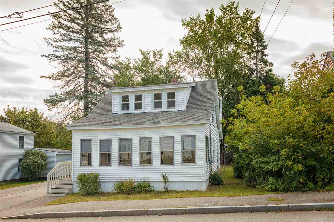 56 Maple Street Rochester, NH 03867 - Photo 2 of 20
