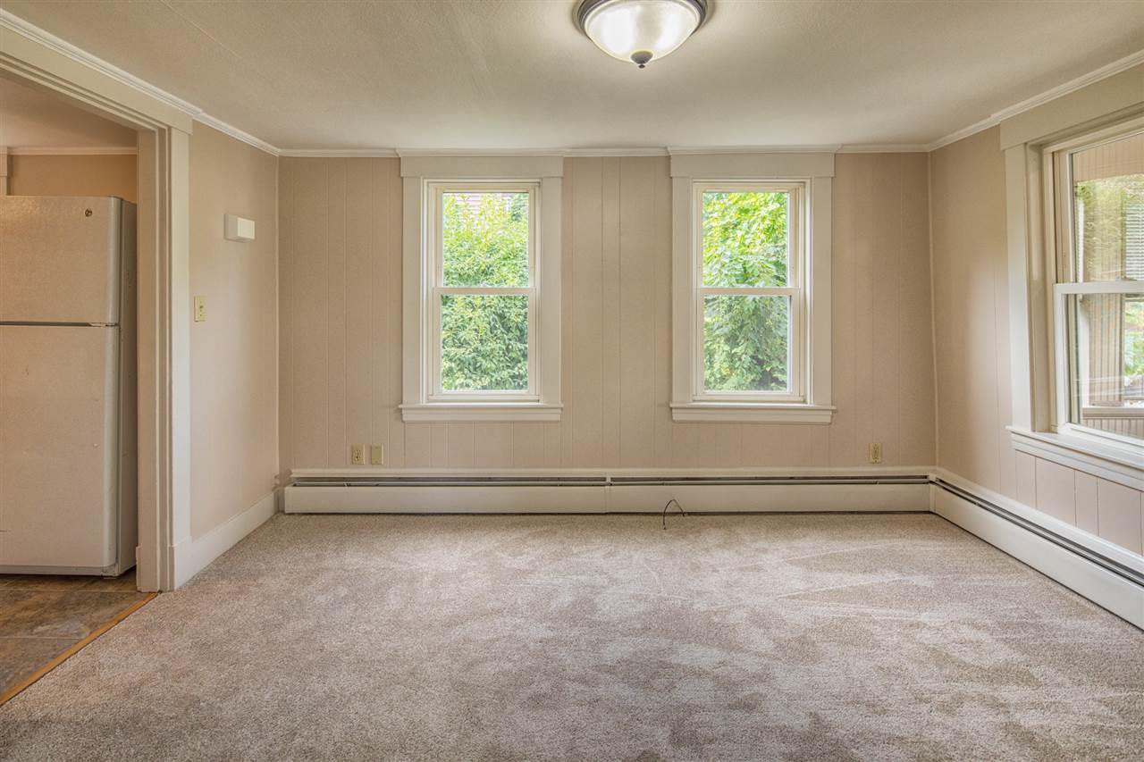 56 Maple Street Rochester, NH 03867 - Photo 13 of 20