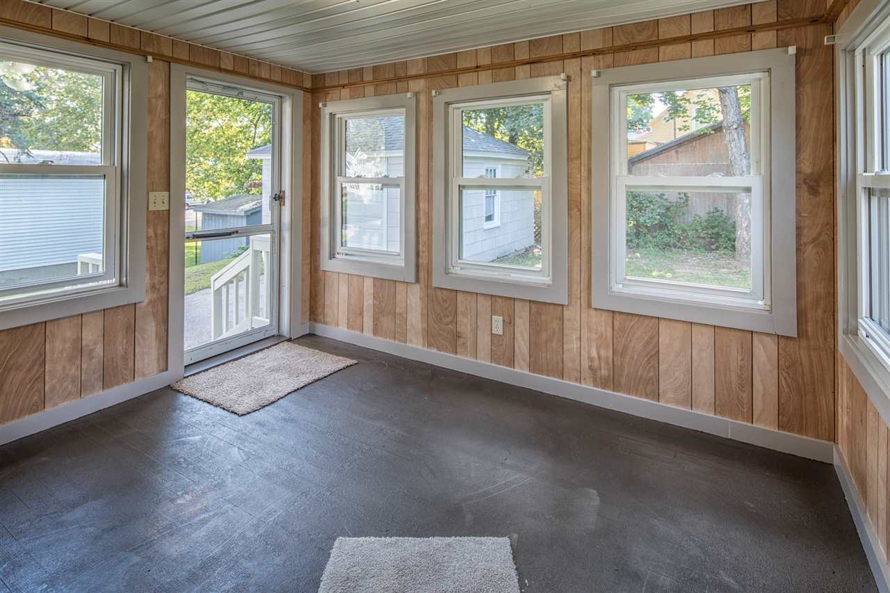 56 Maple Street Rochester, NH 03867 - Photo 6 of 20