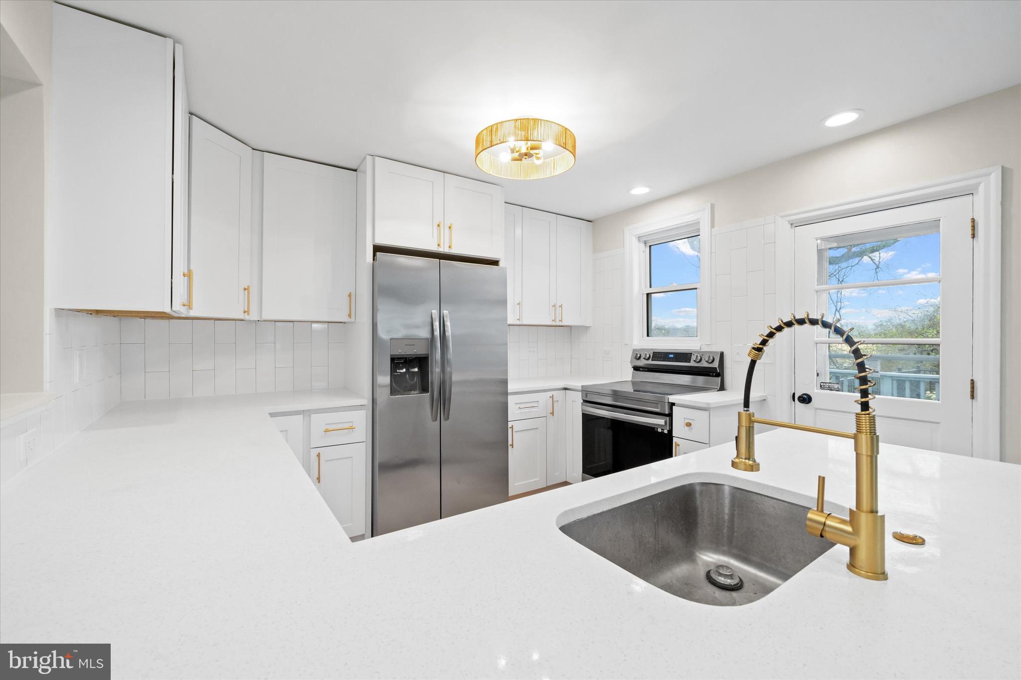 1428 Foulk Road Wilmington, DE 19803 - Photo 8 of 38