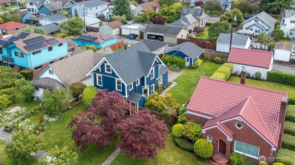 $769,950 | 1825 Rucker Avenue, Everett, WA 98201