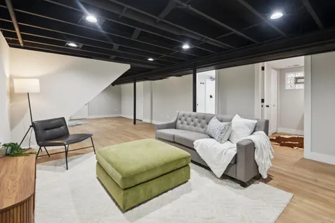 $540,000 | 3737 North Cumberland Avenue, Chicago, IL 60634