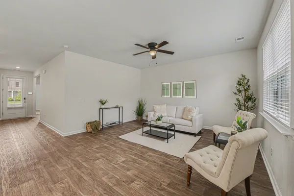 $365,000 | 198 Greenwich Drive, Summerville, SC 29486