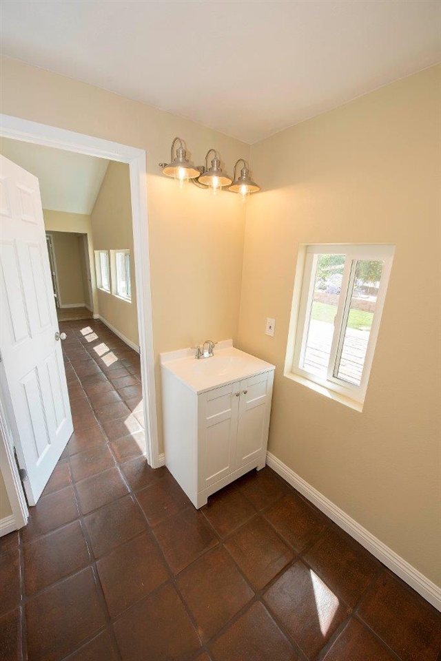 1501 Monte Mar Road Vista, CA 92084 - Photo 6 of 20 Gallery Image 6