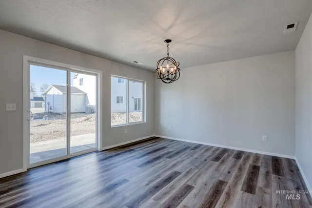 $514,990 | 3804 East Jamestown Drive, Nampa, ID 83686