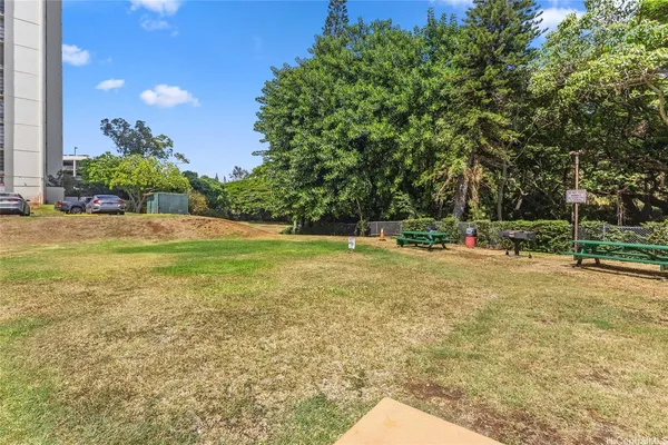 $360,000 | 98-500 Koauka Loop, Unit 8N, Aiea, HI 96701